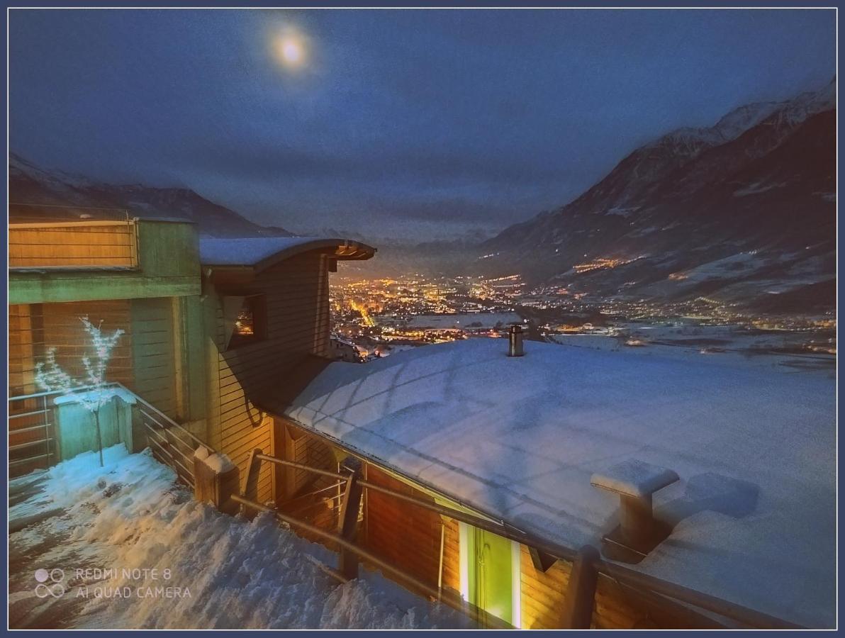 Chalet Con Jacuzzi Vista Montagne Аоста Экстерьер фото